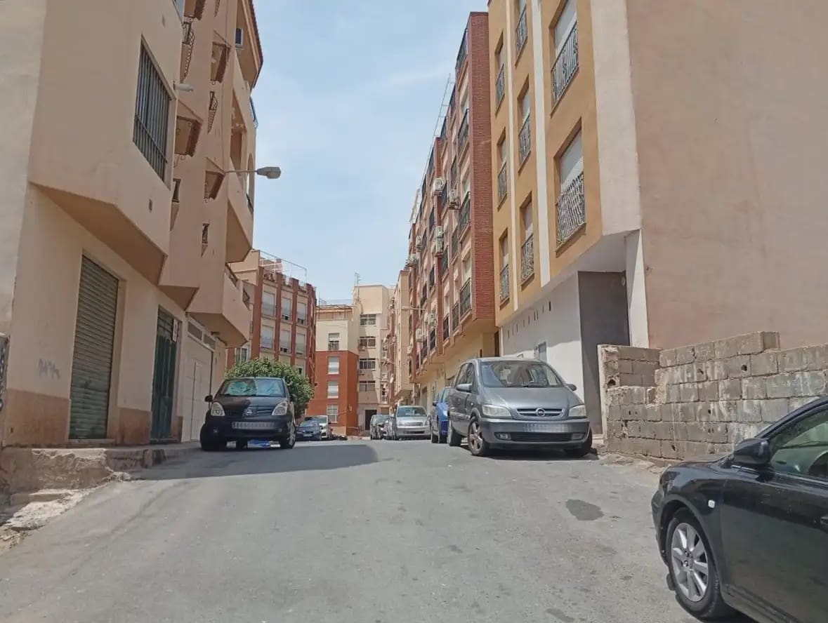 3 bedroom Apartment for sale in Adra - € 94,000 (Ref: 9836782)