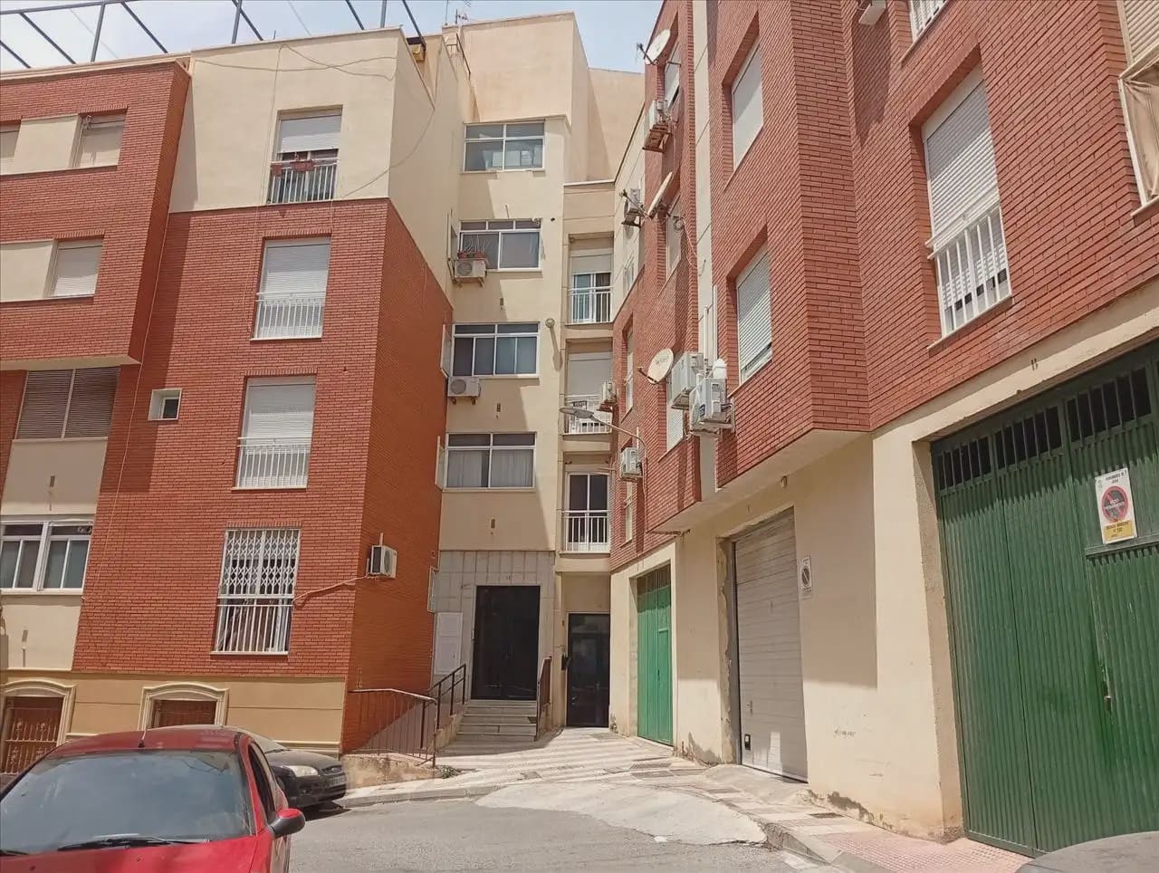 3 bedroom Apartment for sale in Adra - € 94,000 (Ref: 9836782)