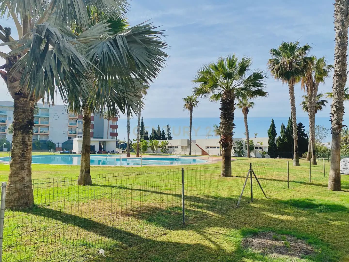 2 bedroom Apartment for sale in El Ejido - € 260,000 (Ref: 9838316)