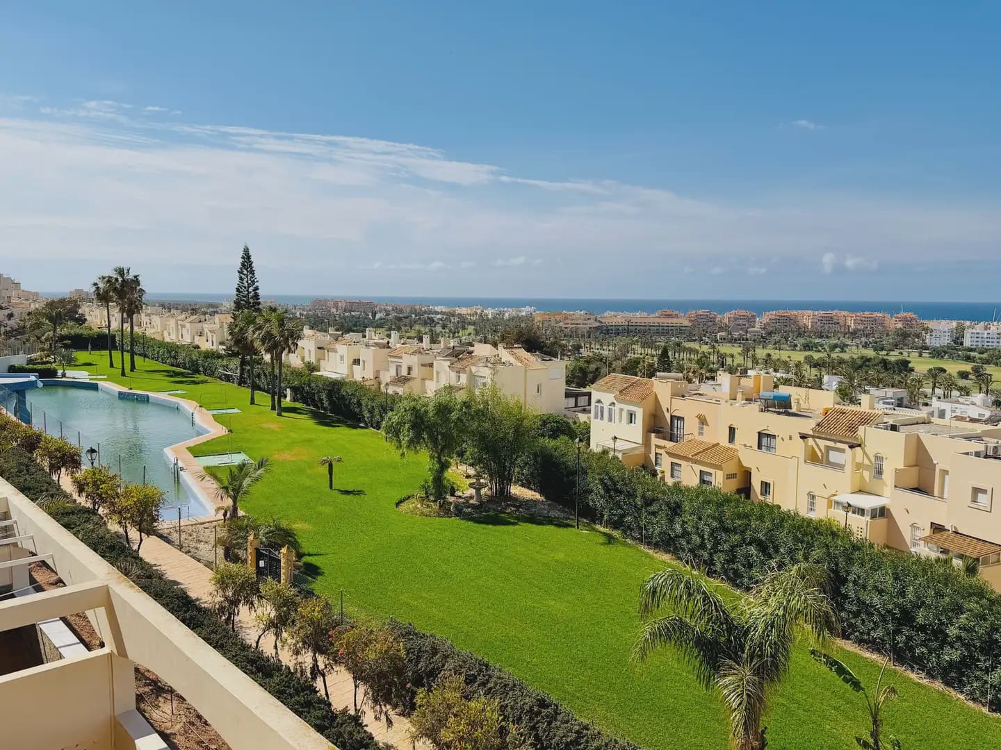 2 quarto Apartamento para venda em Almerimar com piscina garagem - 224 000 € (Ref: 9867943)