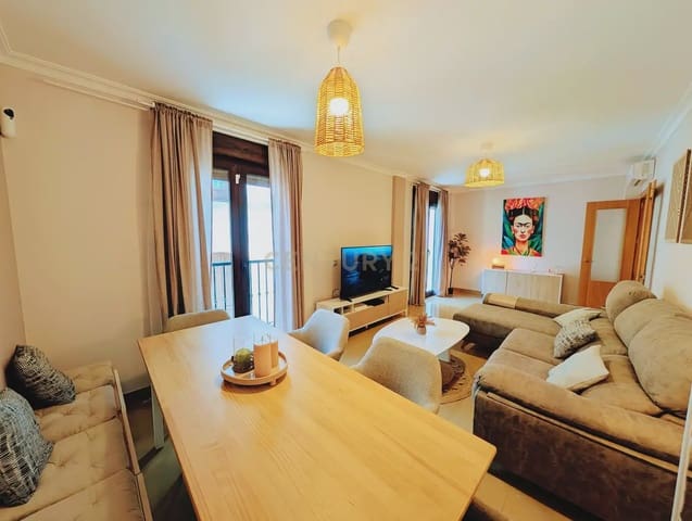 Piso de 4 habitaciones en Berja en venta - 149.000 € (Ref: 9956256)