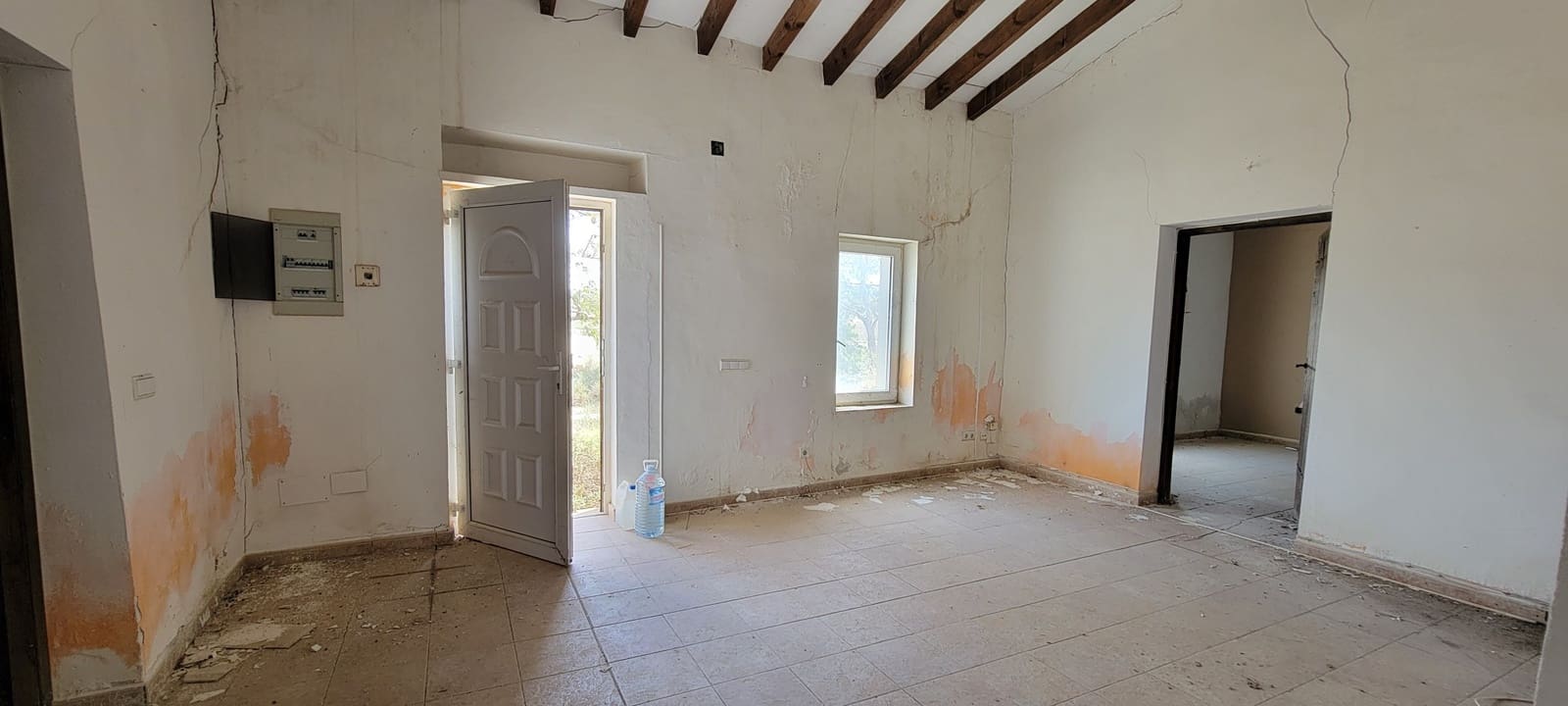 4 bedroom Finca/Country House for sale in Torremendo with pool - € 119,995 (Ref: 8465683)