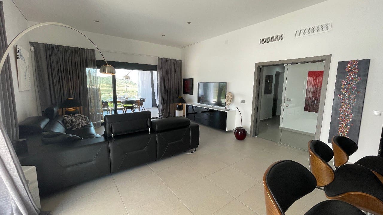 3 soveværelse Finca/Landehus til salg i Macisvenda med swimmingpool garage - € 340.000 (Ref: 8804047)