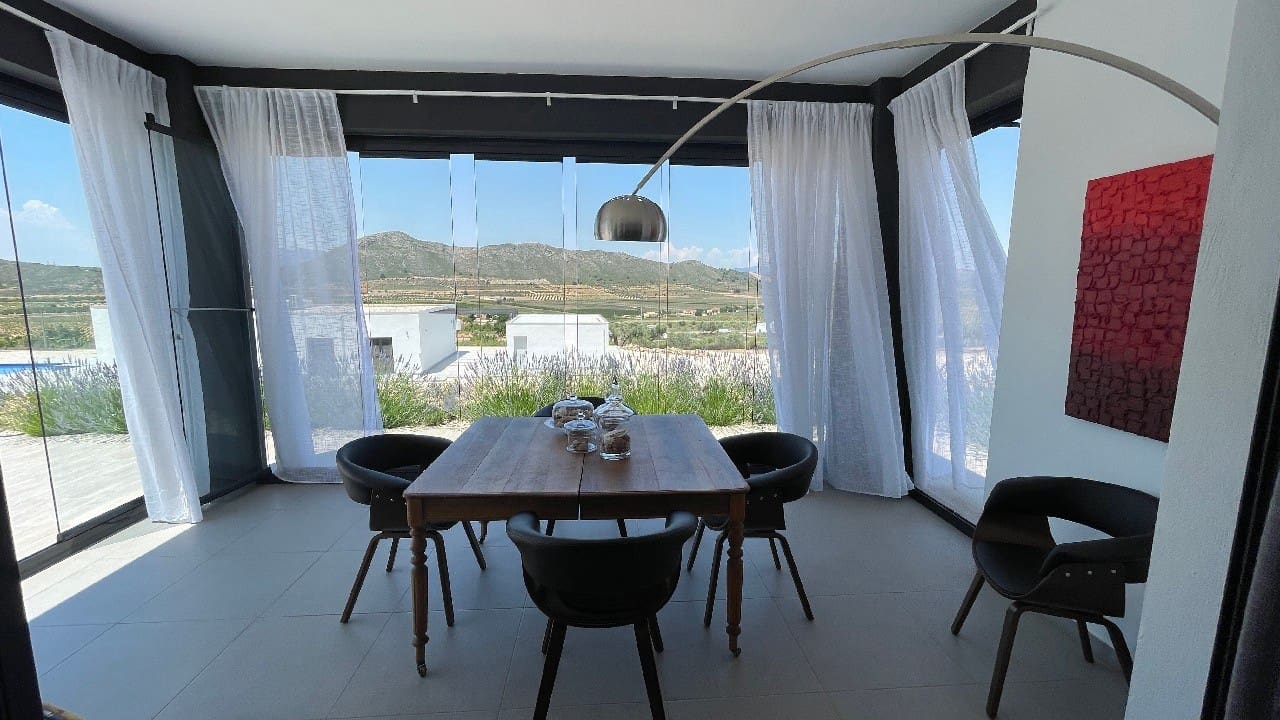 3 soveværelse Finca/Landehus til salg i Macisvenda med swimmingpool garage - € 340.000 (Ref: 8804047)