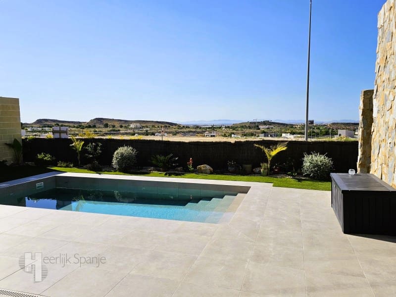 2 slaapkamer Villa te koop in Banos y Mendigo met zwembad - € 539.000 (Ref: 9060144)