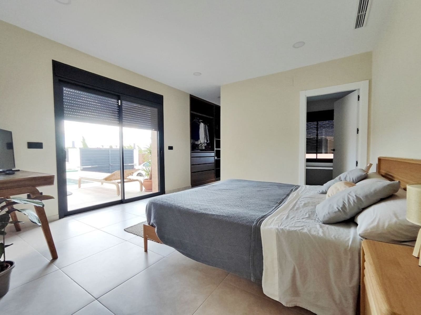 3 soveværelse Villa til salg i Jumilla med swimmingpool - € 295.000 (Ref: 9151062)