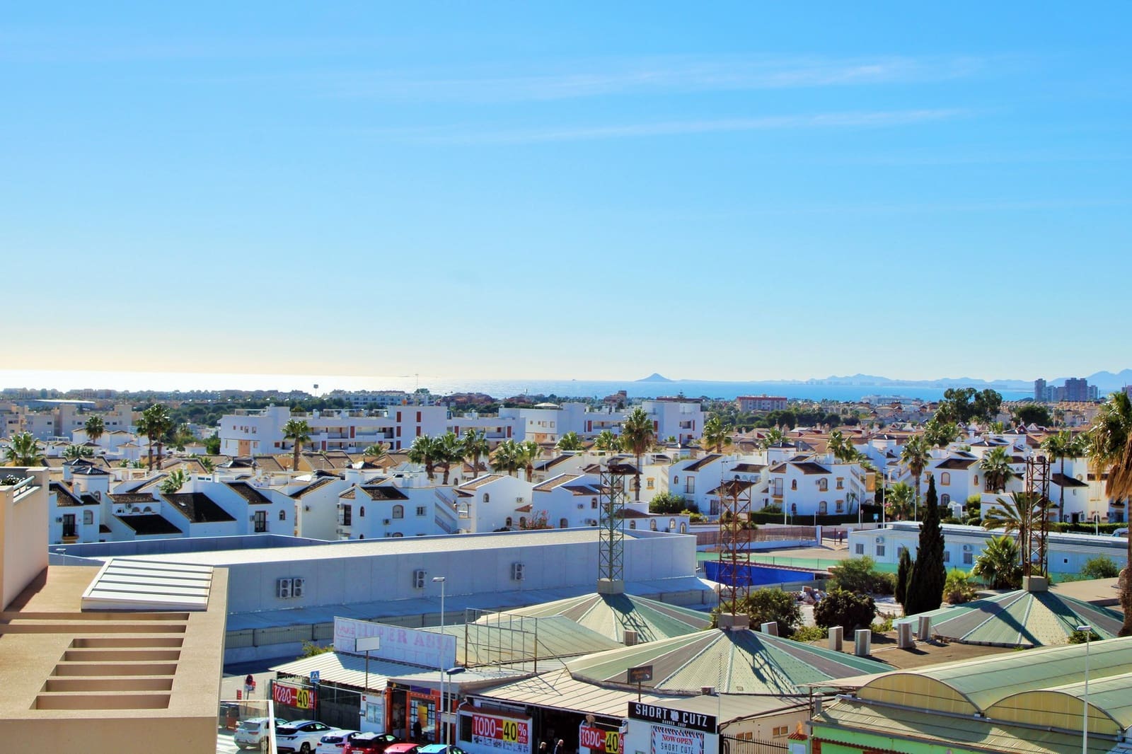 2 bedroom Apartment for sale in Villamartin with pool - € 289,900 (Ref: 9432095)