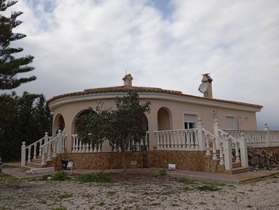 3 sypialnia Willa na sprzedaż w Daya Vieja z basenem - 284 000 € (Ref: 9552639)