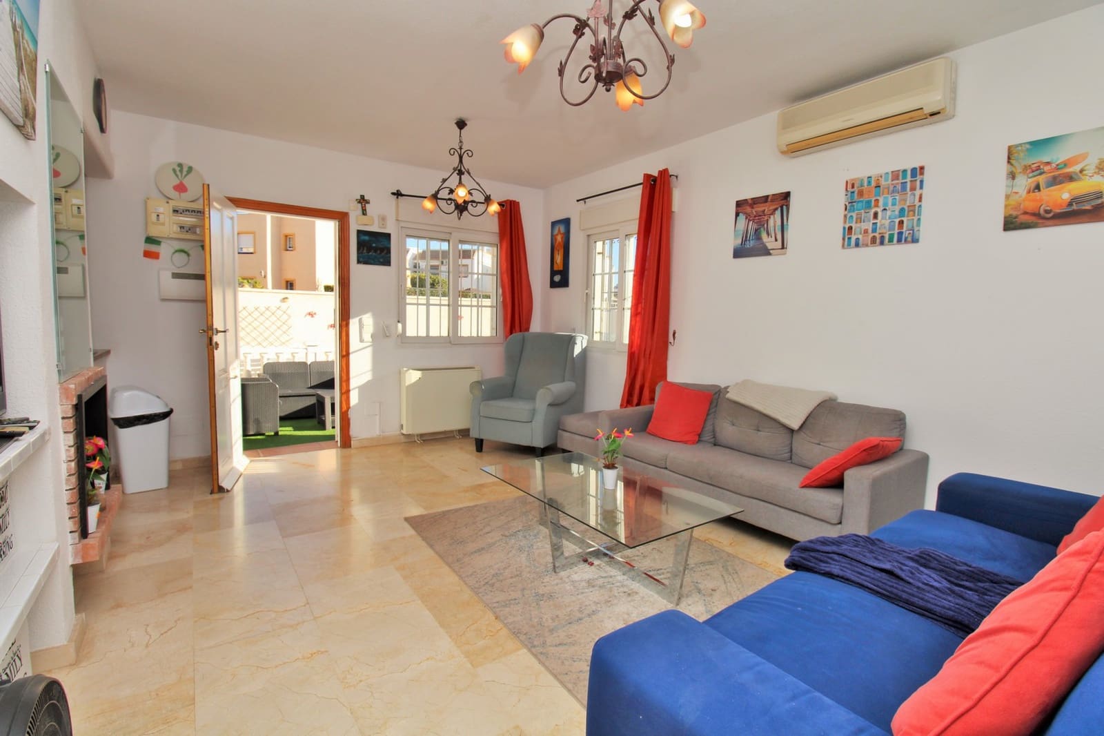 3 sovrum Radhus till salu i Playa Flamenca med pool - 249 000 € (Ref: 9601383)