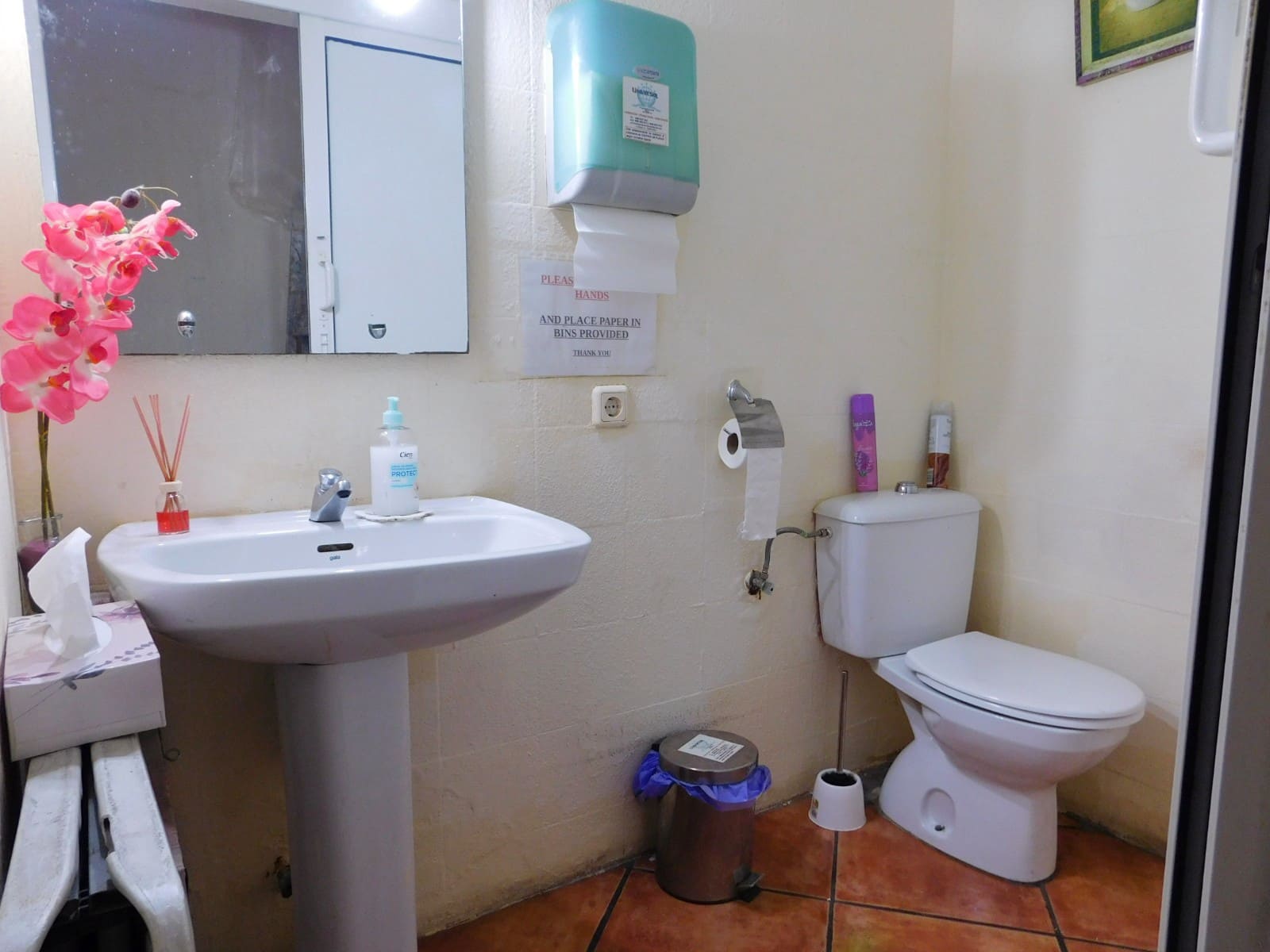 Local Comercial en San Miguel de Salinas en venta con piscina - 147.000 € (Ref: 9601390)