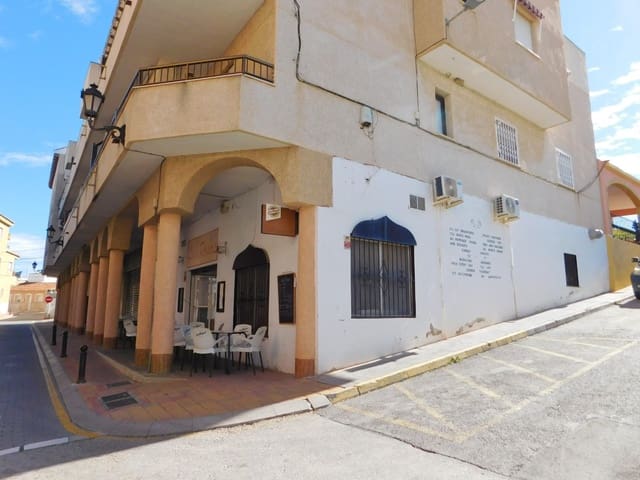 Local Comercial en San Miguel de Salinas en venta con piscina - 147.000 € (Ref: 9601390)