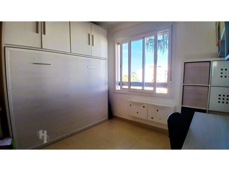 3 makuuhuone Huoneisto myytävänä paikassa Roldan mukana uima-altaan - 155 000 € (Ref: 9601392)