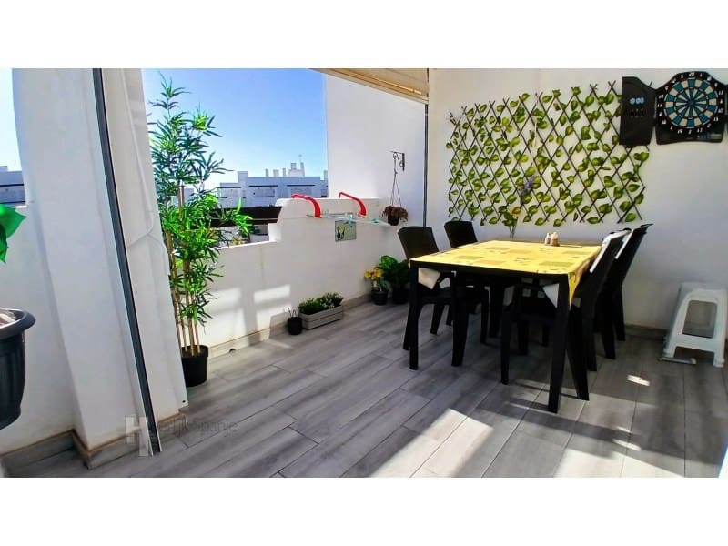 3 makuuhuone Huoneisto myytävänä paikassa Roldan mukana uima-altaan - 155 000 € (Ref: 9601392)