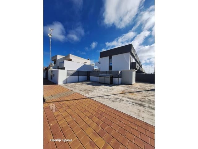 2 soveværelse Penthouse til salg i Lo Pagan, San Pedro del Pinatar med swimmingpool - € 249.999 (Ref: 9622264)