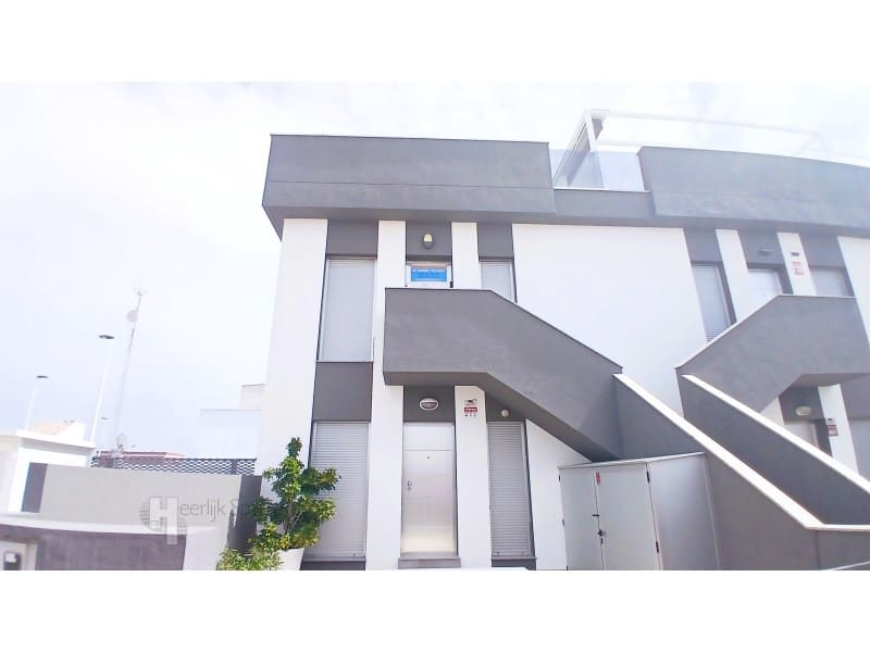 2 soverom Penthouse til salgs i Lo Pagan med svømmebasseng - € 249 999 (Ref: 9622264)