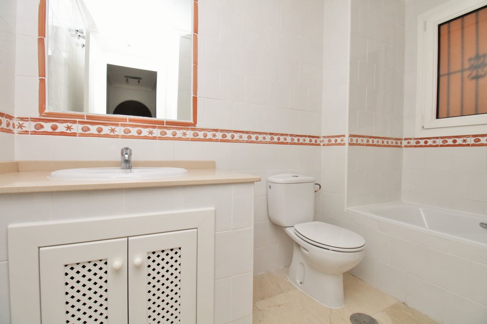 2 bedroom Apartment for sale in Playa Flamenca with pool - € 169,000 (Ref: 9696659)