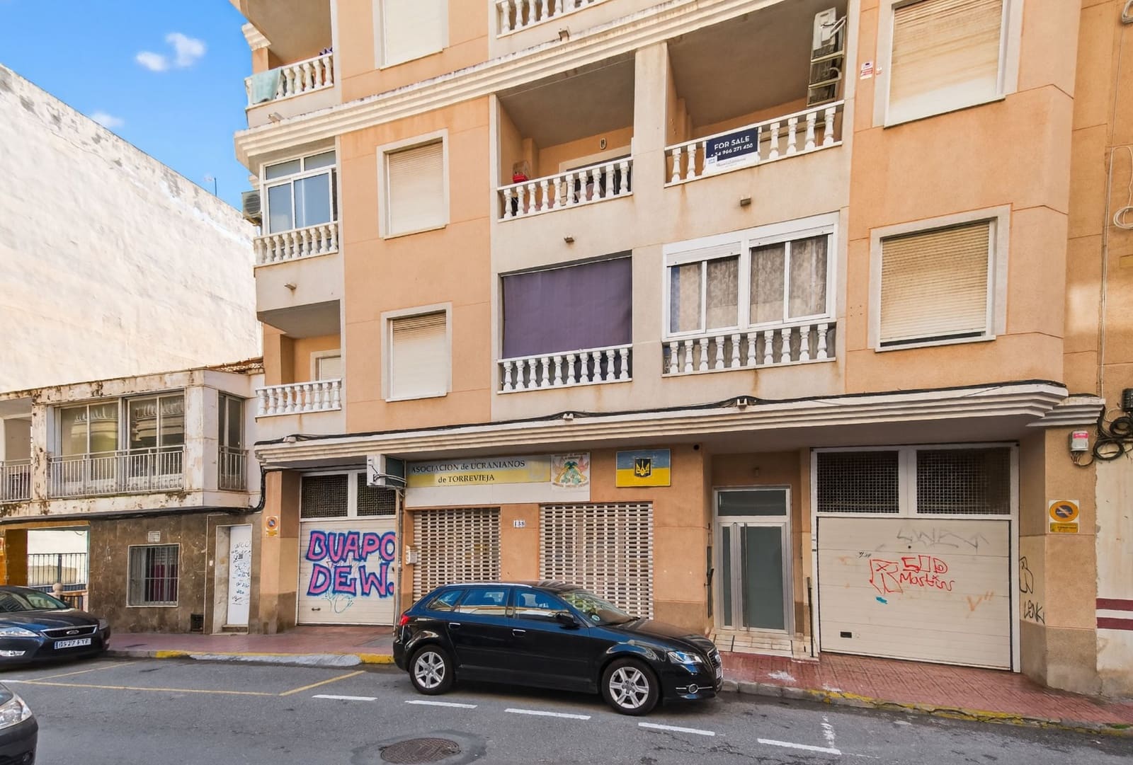 Apartamento de 2 habitaciones en Torrevieja en venta con piscina - 227.000 € (Ref: 9696892)