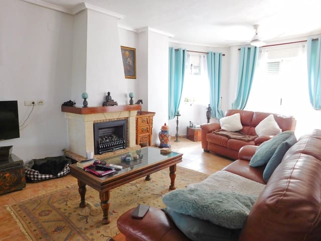 3 chambre Villa/Maison à vendre à San Miguel de Salinas avec piscine garage - 270 000 € (Ref: 9696895)