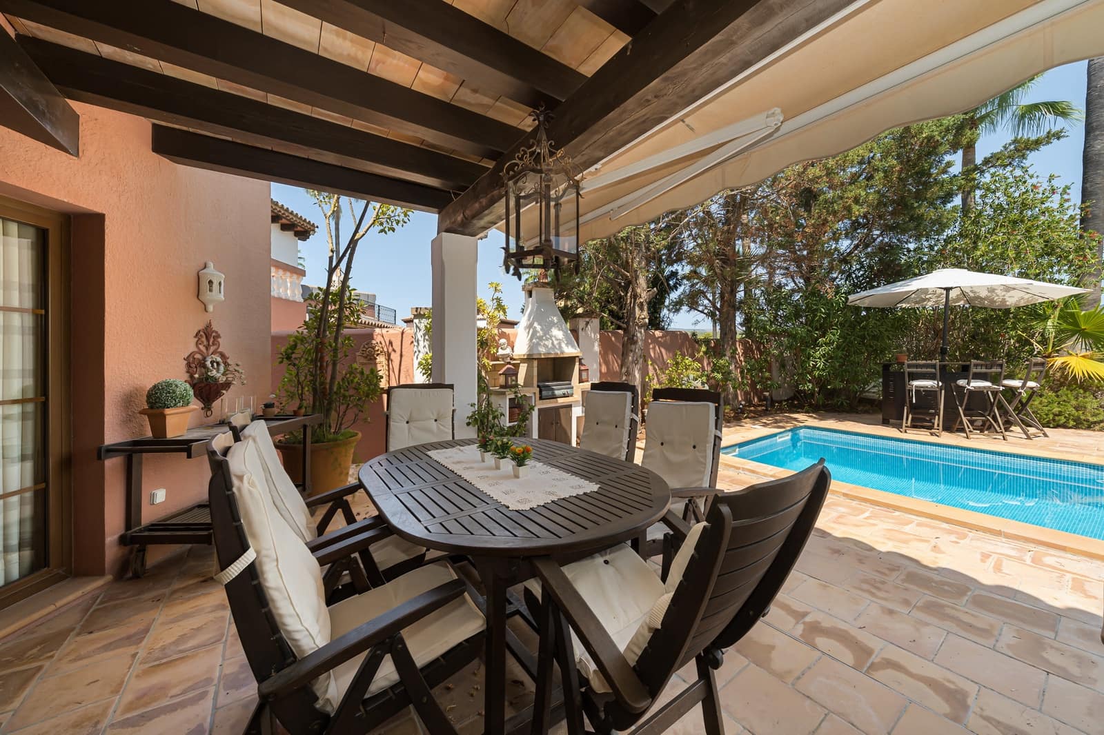 3 bedroom Villa for sale in Santa Ponsa with pool - € 1,590,000 (Ref: 10023740)