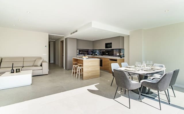 2 bedroom Apartment for sale in Portals Nous, Calvià with pool garage - € 995,000 (Ref: 10023741)
