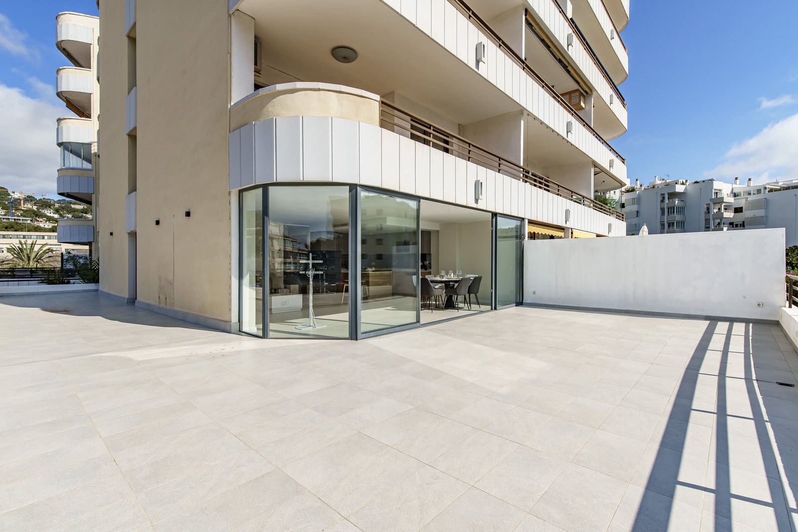 2 Zimmer Apartment zu verkaufen in Portals Nous mit Pool Garage - 995.000 € (Ref: 10023741)