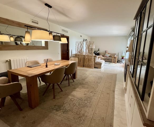 Appartement de 3 chambres à louer à Sol de Mallorca, Calvià avec piscine - 3 800 € (Ref: 10079950)