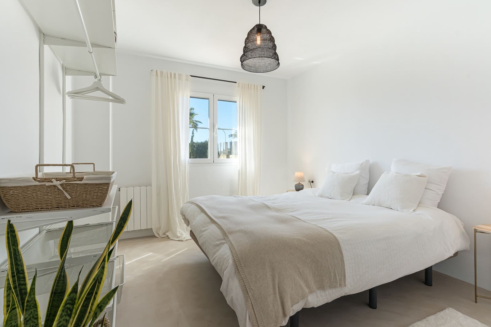 Chalet de 5 habitaciones en Santa Ponsa en venta con piscina garaje - 2.400.000 € (Ref: 10132996)
