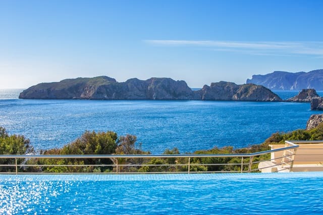 3 chambre Penthouse à vendre à Santa Ponsa, Calvià avec piscine garage - 3 300 000 € (Ref: 10156167)