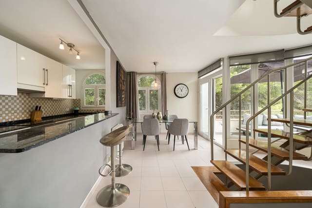 Piso de 3 habitaciones en Sol de Mallorca, Calvià en venta con piscina garaje - 620.000 € (Ref: 10156168)