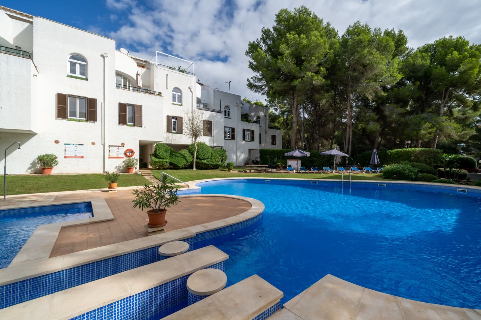 Piso de 3 habitaciones en Sol de Mallorca en venta con piscina garaje - 620.000 € (Ref: 10156168)