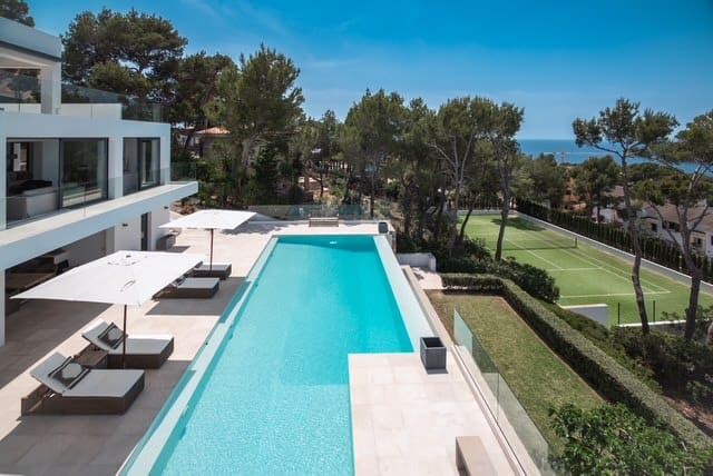 6 chambre Villa/Maison à vendre à Santa Ponsa avec piscine - 13 500 000 € (Ref: 10175915)