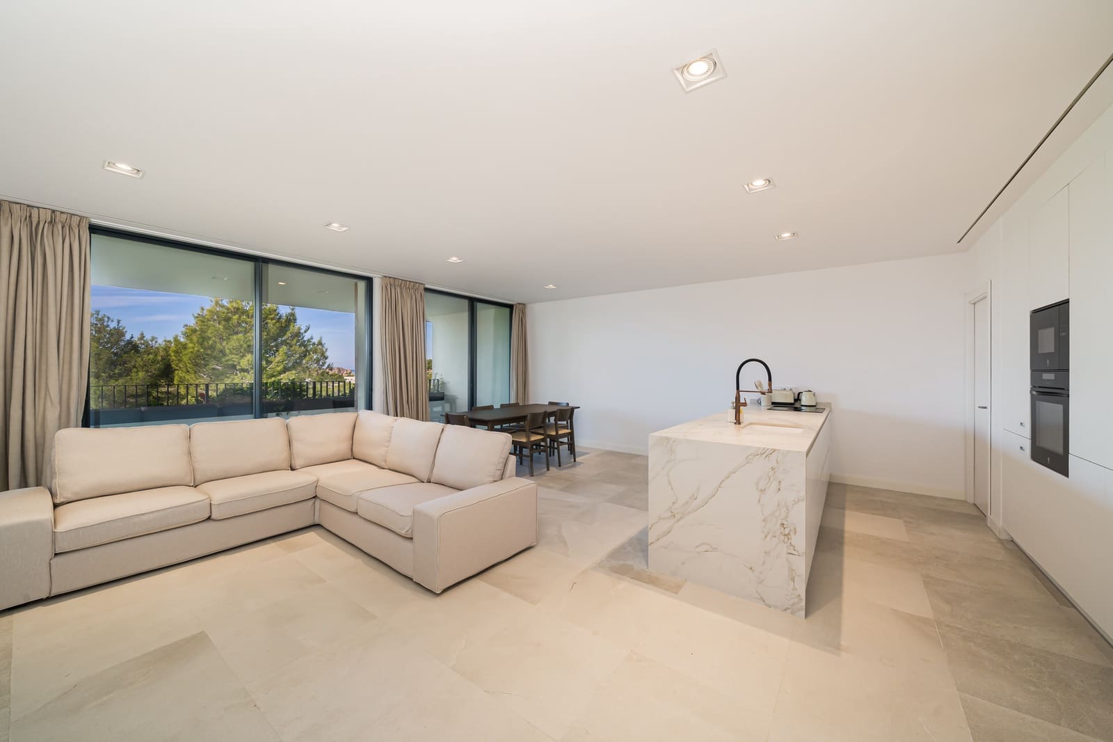 3 soverom Leilighet til salgs i Santa Ponsa med svømmebasseng garasje - € 1 630 000 (Ref: 10175916)