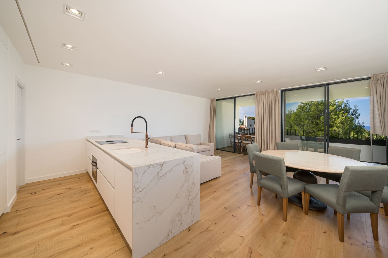 2 Zimmer Wohnung zu verkaufen in Santa Ponsa mit Pool Garage - 1.630.000 € (Ref: 10177643)