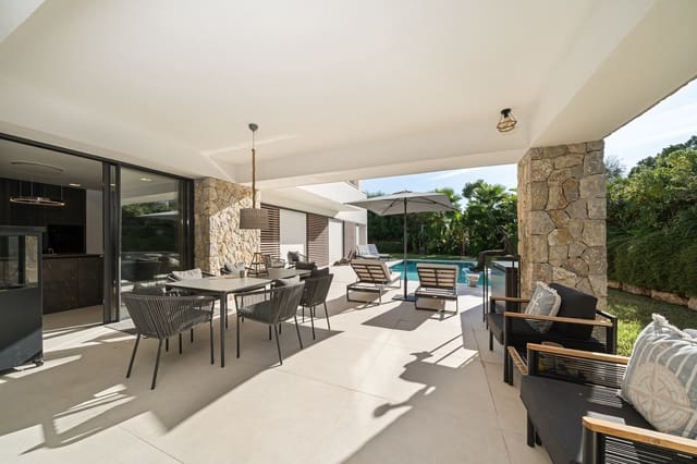 5 soverom Villa til salgs i Santa Ponsa, Calvià med svømmebasseng garasje - € 4 500 000 (Ref: 10184090)