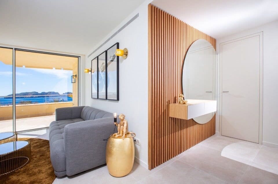3 sypialnia Apartament na sprzedaż w Santa Ponsa z basenem garażem - 3 300 000 € (Ref: 8626648)