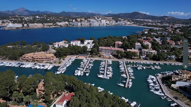 5 soveværelse Villa til salg i Santa Ponsa, Calvià - € 1.290.000 (Ref: 8626652)