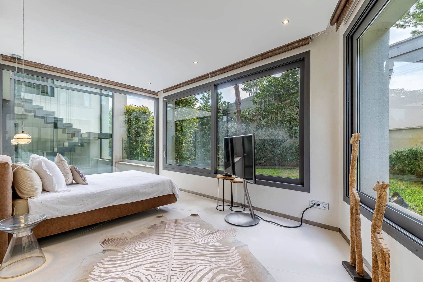 5 slaapkamer Villa te koop in Santa Ponsa met zwembad - € 7.650.000 (Ref: 8626656)