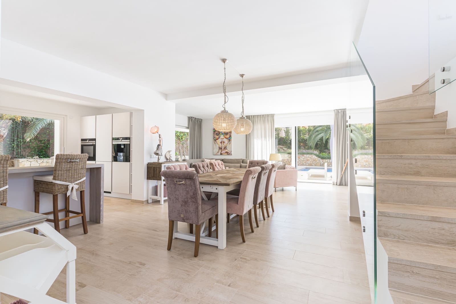 4 soveværelse Villa til salg i Santa Ponsa med swimmingpool - € 2.950.000 (Ref: 8630093)