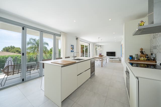 4 soveværelse Villa til salg i Costa d'en Blanes, Calvià med swimmingpool - € 2.650.000 (Ref: 8630096)