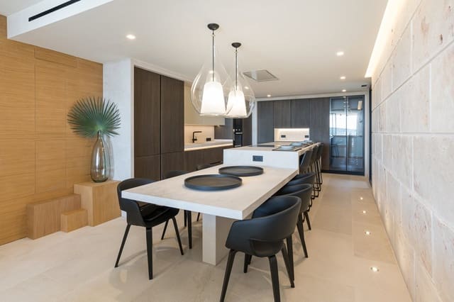 4 sypialnia Apartament na sprzedaż w Santa Ponsa, Calvià z garażem - 2 820 000 € (Ref: 8662149)