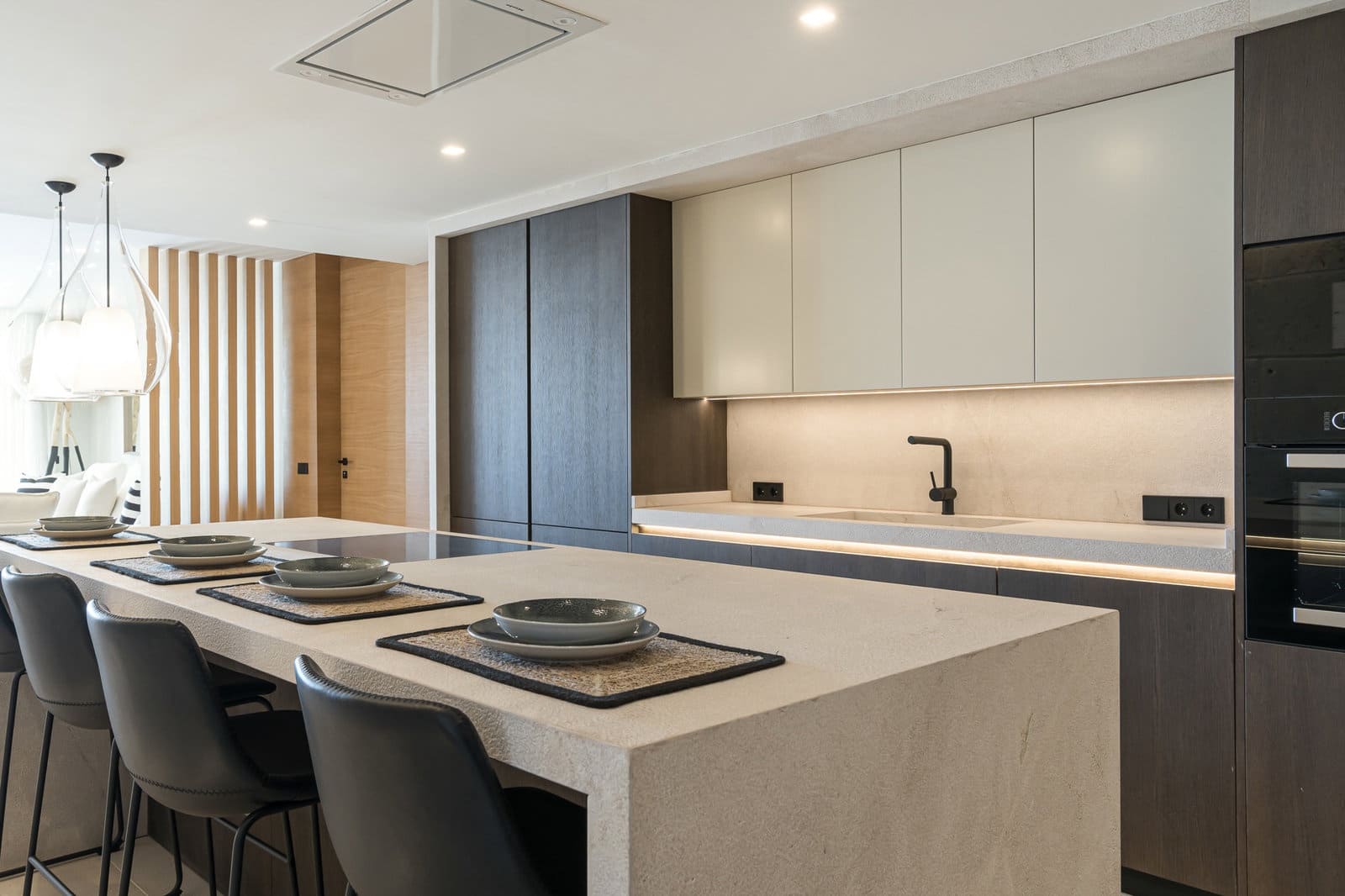 4 Zimmer Apartment zu verkaufen in Santa Ponsa mit Garage - 1.678.550 € (Ref: 8662151)