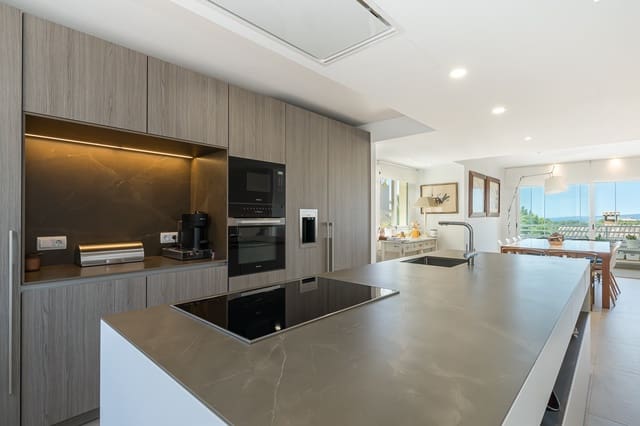 5 soveværelse Lejlighed til salg i San Agustín / Sant Agustí, Palma de Mallorca med swimmingpool - € 1.900.000 (Ref: 8675708)