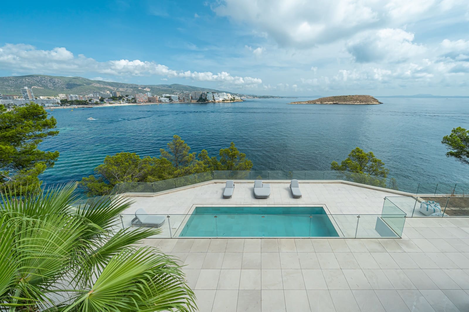 6 soveværelse Villa til salg i Cala Vinyes / Cala Vinyas / Cala Vinas med swimmingpool - € 12.000.000 (Ref: 8675710)