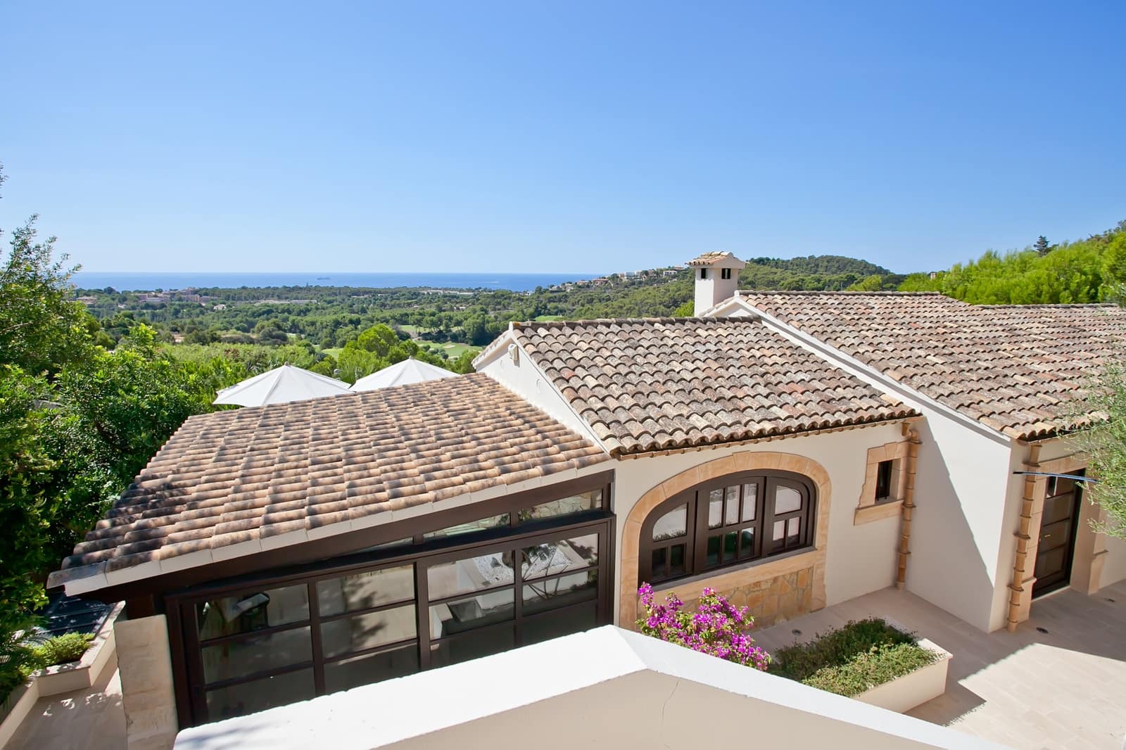 4 soveværelse Villa til salg i Bendinat med swimmingpool - € 7.500.000 (Ref: 8675712)