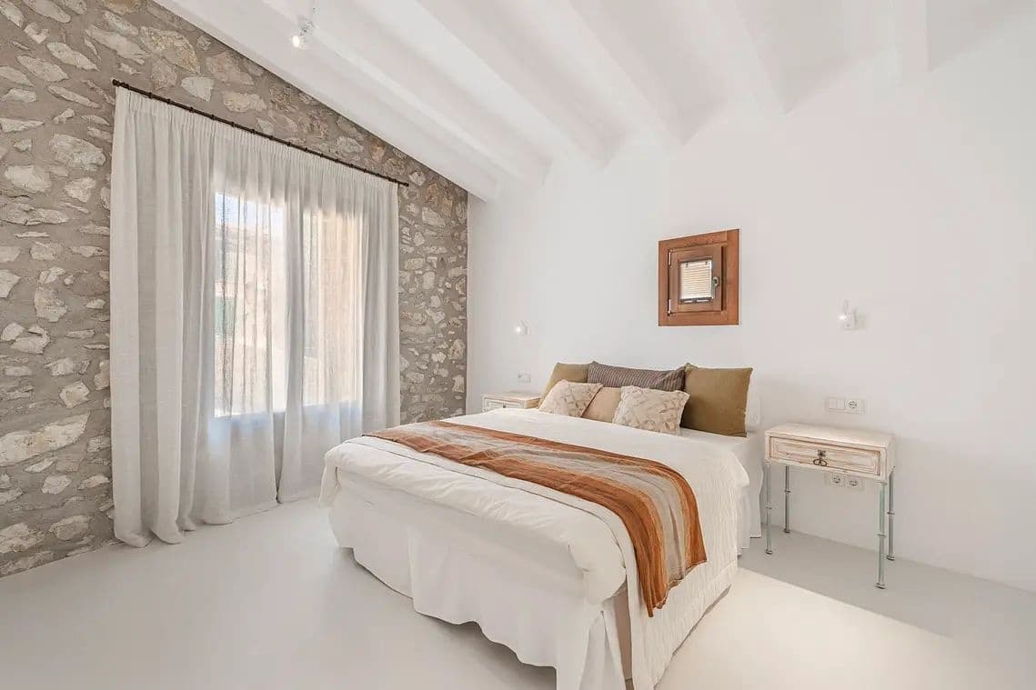 5 soveværelse Finca/Landehus til salg i Es Capdella med swimmingpool - € 4.500.000 (Ref: 8689442)