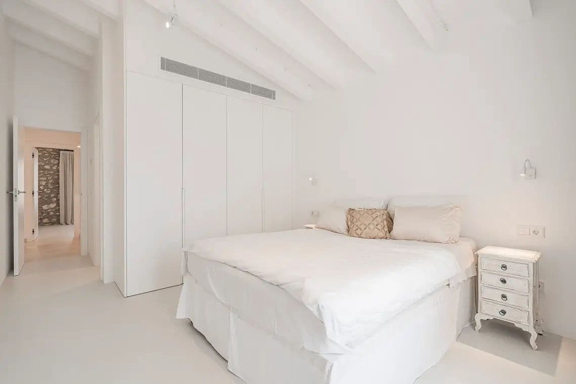 5 soveværelse Finca/Landehus til salg i Es Capdella med swimmingpool - € 4.500.000 (Ref: 8689442)