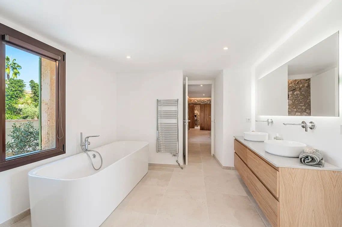 5 soveværelse Finca/Landehus til salg i Es Capdella med swimmingpool - € 4.500.000 (Ref: 8689442)