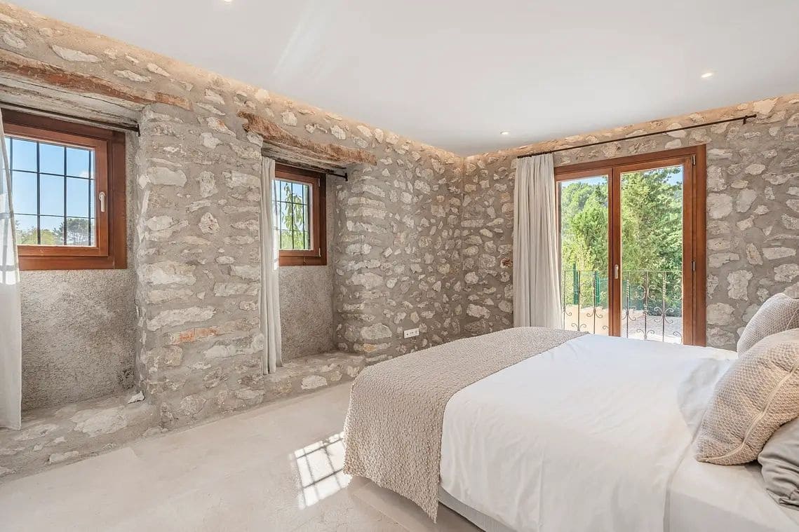 5 soveværelse Finca/Landehus til salg i Es Capdella med swimmingpool - € 4.500.000 (Ref: 8689442)