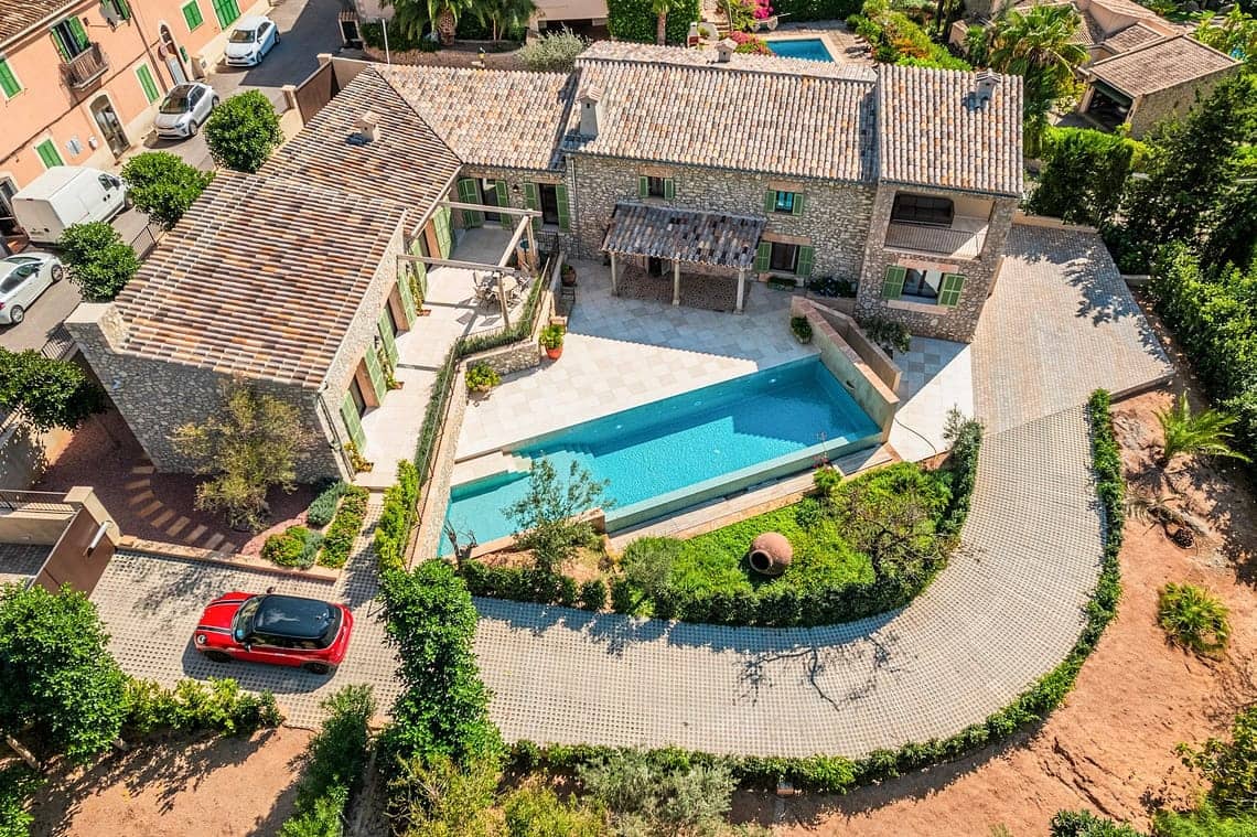 5 soveværelse Finca/Landehus til salg i Es Capdella med swimmingpool - € 4.500.000 (Ref: 8689442)