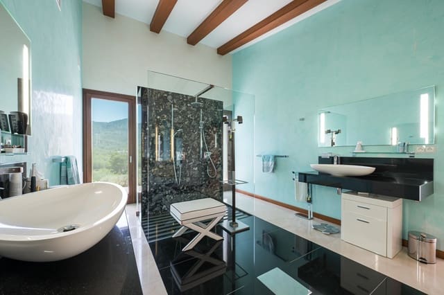 4 soveværelse Finca/Landehus til salg i Calvià med swimmingpool - € 8.980.000 (Ref: 8702769)